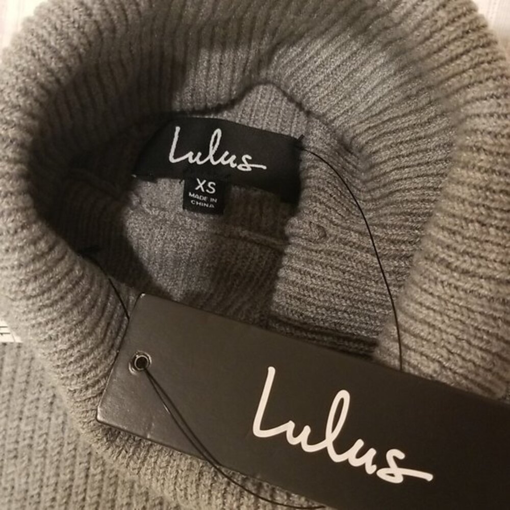 NWT Lulus Snuggled Up Light Grey Knit Turtleneck Midi Sweater Dress, XS - Picture 8 of 16